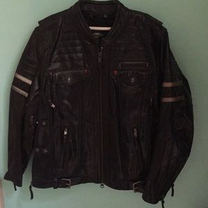Harley Davidson XXL leather jacket weather wicking